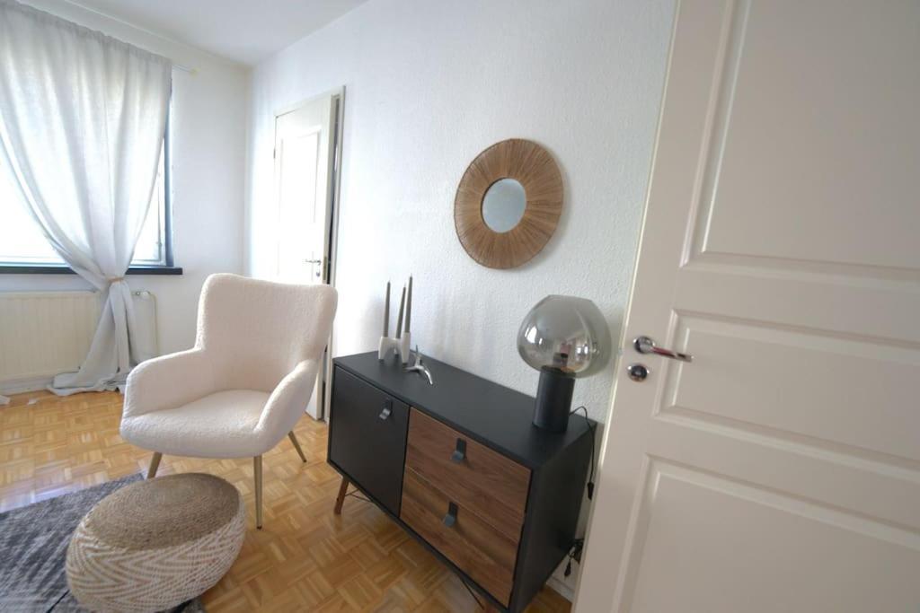 רובניימי Cosy,Stylish & Big Apartment In The Heart Of City מראה חיצוני תמונה