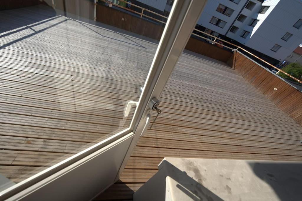 רובניימי Cosy,Stylish & Big Apartment In The Heart Of City מראה חיצוני תמונה